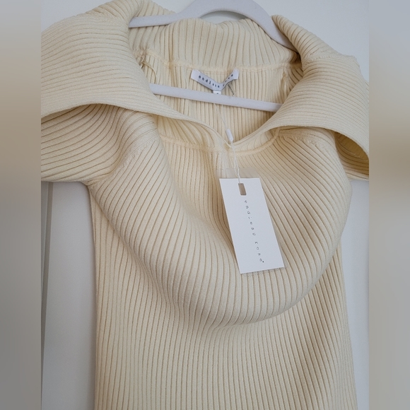 NEW! 🌷 Endless Rose Wide Collar Knit Sweater Ivory Cream Cropped Size Small - Picture 9 of 14
